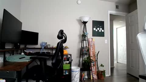 sheilyn_smith online show from April 3, 4:19 am