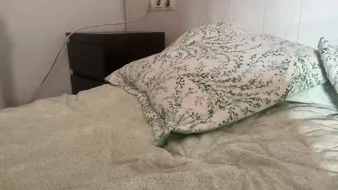 shekitty online show from February 24, 12:30 pm