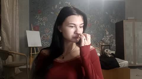 Mila online show from November 10, 9:28 pm