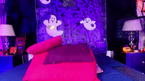 Shelsy online show from October 9, 12:10 pm