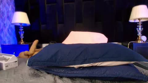 Shelsy online show from March 10, 2:48 pm