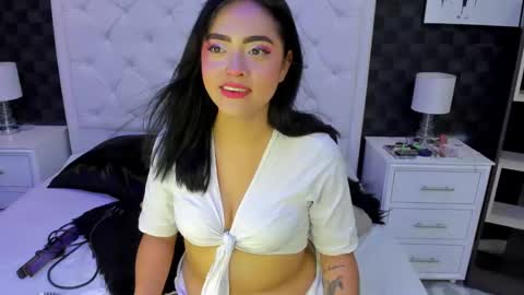 Alli  online show from January 23, 7:51 pm