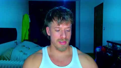 Cick Goreskin online show from February 1, 2:08 am