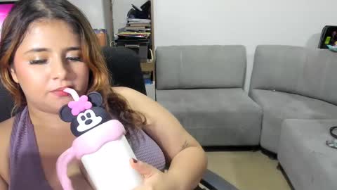 Shofia Beltran online show from February 17, 11:54 pm