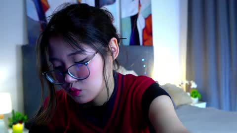 Naomi online show from April 7, 11:12 am