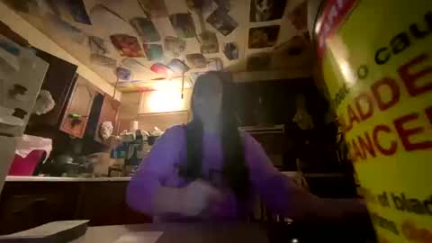 Snapshot of shorty920505 chatting on October 19, 1:10 am shorty920505 online show from October 19, 1:10 am