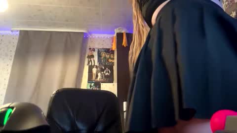 Rose online show from November 5, 8:11 pm