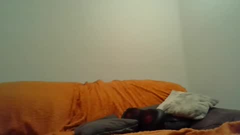 showherenow online show from April 13, 6:06 am