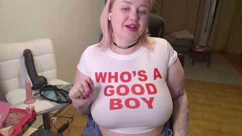 Mimi   online show from January 31, 8:28 pm