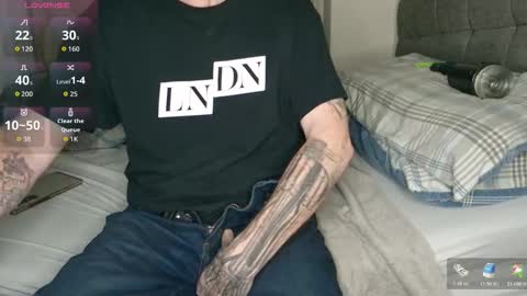 showofjay online show from January 12, 9:33 pm