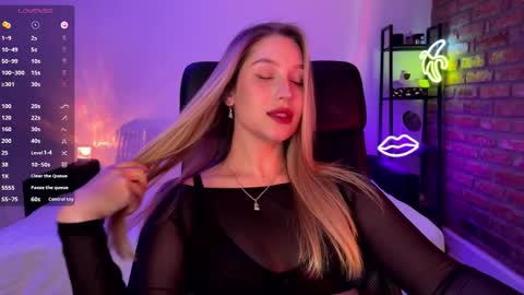 Alice online show from October 26, 10:31 pm