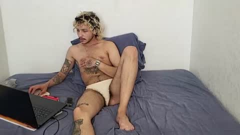 your shy boy online show from June 19, 2:23 pm