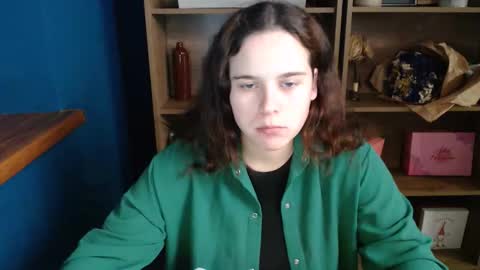 shy_lil online show from October 19, 3:06 pm