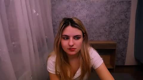 shy_sabrina_ online show from February 18, 7:32 am