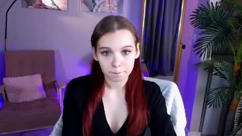 Aisha online show from April 19, 6:47 am