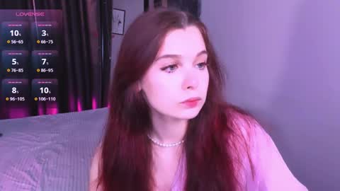 Aisha online show from June 5, 2:22 pm