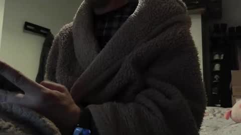 Snapshot of shyboy0533 chatting on October 2, 6:28 pm shyboy0533 online show from October 2, 6:28 pm