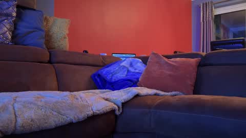 shyboymat69 online show from February 7, 10:19 pm