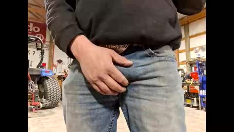 shyguycurious5 online show from February 5, 6:33 pm