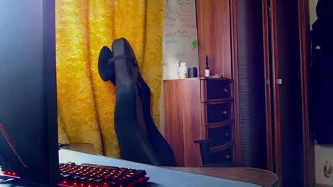 Tom and Betty online show from February 3, 6:22 am