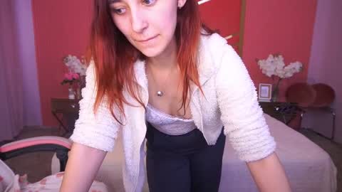 shyy_jany online show from April 7, 1:13 pm