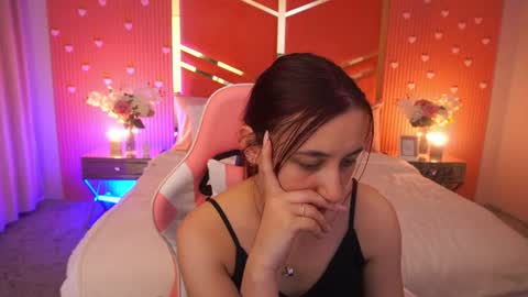 shyy_jany online show from June 26, 2:11 pm