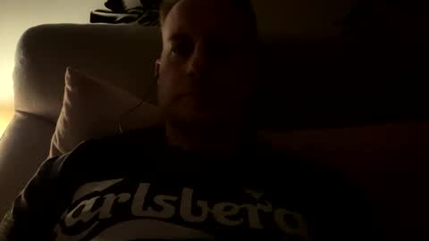 sibilus84 online show from February 2, 9:45 pm