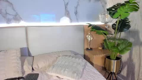 sienna belluccii online show from July 21, 11:34 am