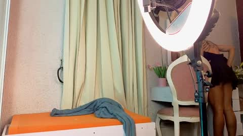 SinnaDark online show from April 9, 11:38 am