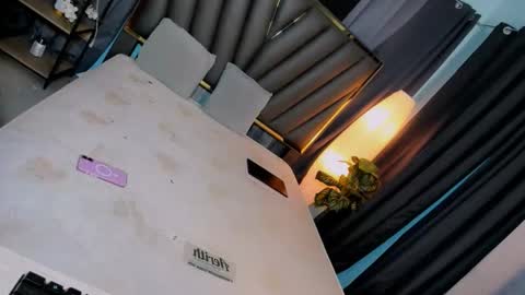 Belle online show from January 11, 1:17 pm