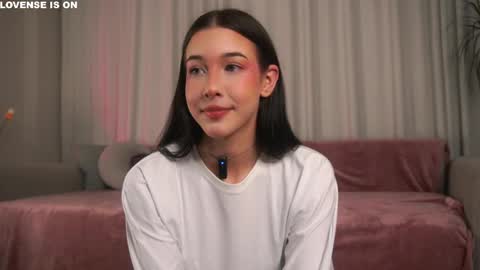 Eva  online show from December 5, 12:03 pm