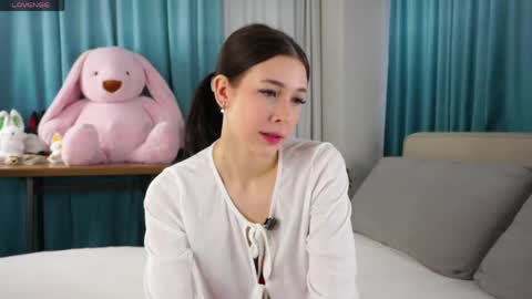 Eva  online show from March 28, 11:33 am