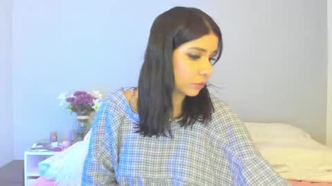 siirena online show from December 14, 8:26 pm