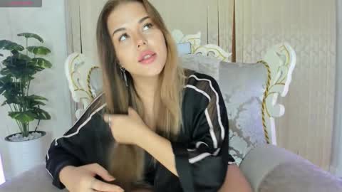 sikorasona online show from October 27, 11:43 am