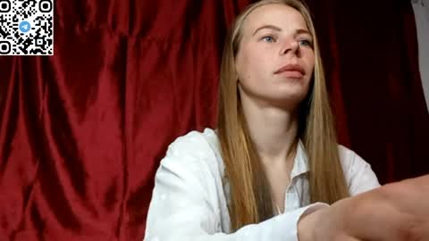 JULIANA online show from April 13, 7:51 pm