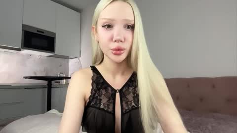Snapshot of siliconepornstar chatting on September 17, 10:24 pm Diana  online show from September 17, 10:24 pm