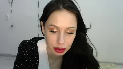 silver_still online show from April 20, 6:11 pm