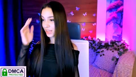 Snapshot of silvia_queen1 chatting on December 26, 2:22 am Silvia nude in pvt  online show from December 26, 2:22 am