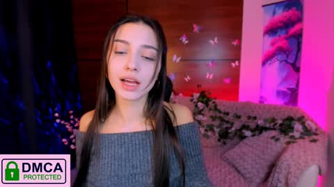 Snapshot of silvia_queen1 chatting on December 21, 9:04 pm Silvia nude in pvt  online show from December 21, 9:04 pm