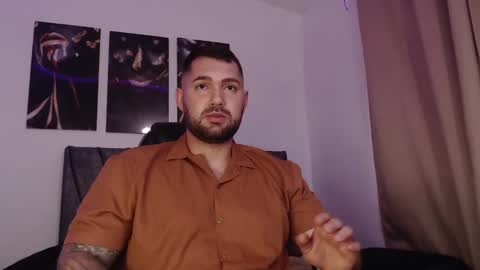 Simon online show from March 4, 10:05 pm