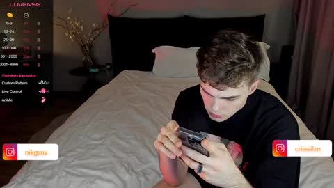 Simon online show from January 7, 7:49 pm