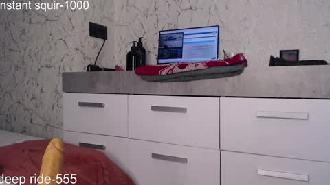 regina online show from October 28, 7:42 am