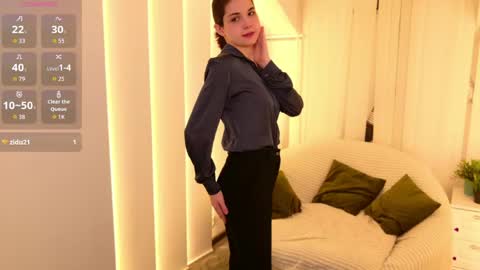 sindell_cryell online show from June 2, 9:17 pm