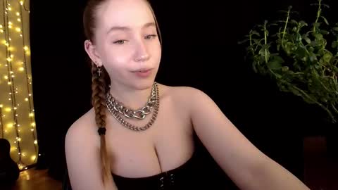 Sindi online show from September 19, 2:43 pm