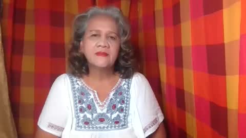 Snapshot of single_momma68 chatting on January 7, 10:55 am Single momma68 online show from January 7, 10:55 am