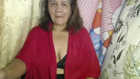 Snapshot of single_momma68 chatting on October 29, 3:41 am Single momma68 online show from October 29, 3:41 am