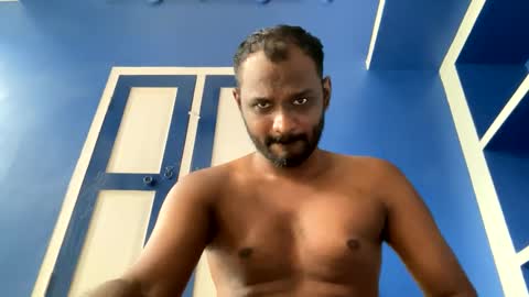 Snapshot of singletamilblackboy chatting on September 27, 10:35 am singletamilblackboy online show from September 27, 10:35 am