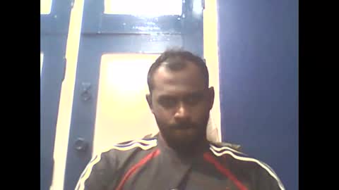 Snapshot of singletamilblackboy chatting on January 21, 12:18 pm singletamilblackboy online show from January 21, 12:18 pm