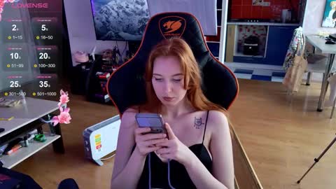 Alya and Mr. Sinner online show from February 3, 9:24 am