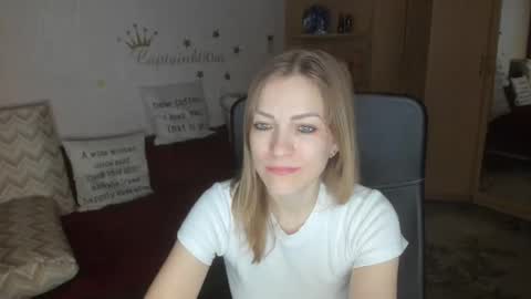 sirenasilk online show from December 5, 4:44 am